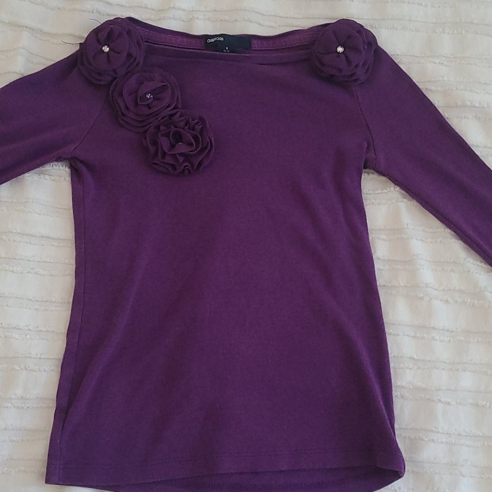 6/7 Gap Kids shirt